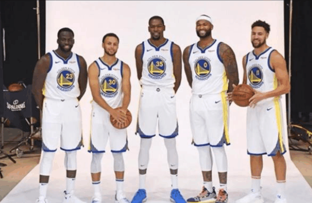 德转列左边锋身价榜：维尼修斯1.5亿欧居首，KK第二（德转发布左边锋身价榜：维尼修斯1.5亿欧登顶，KK位居第二）