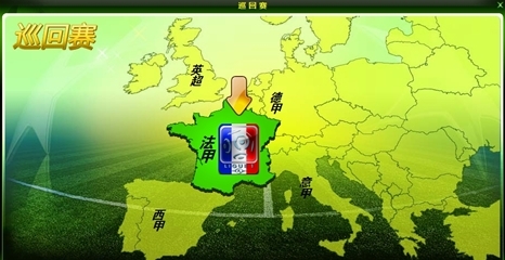 媒体人谈小杨被打脸但没吹：原以为世上只有CBA裁判才能吹出种球（媒体人：小杨被打脸却无哨，原以为只有CBA裁判会这么判）