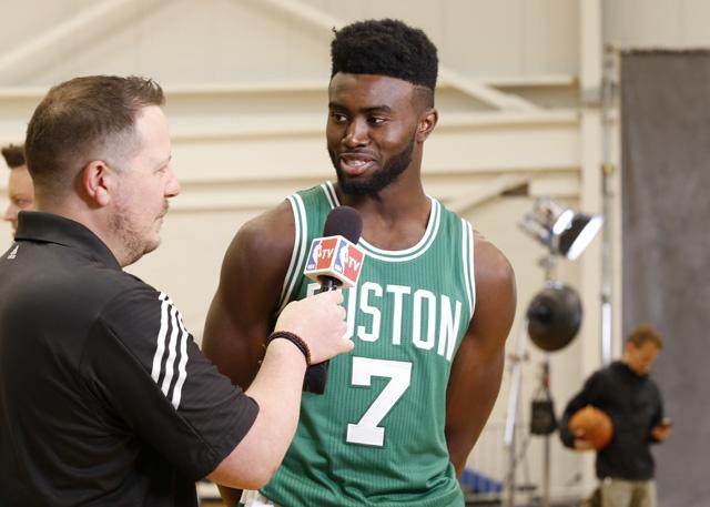 40+且8+三分场次：拉文仅逊库里&利拉德&哈登&克莱（单场40+分且至少8记三分次数榜：拉文仅次库里、利拉德、哈登、克莱）