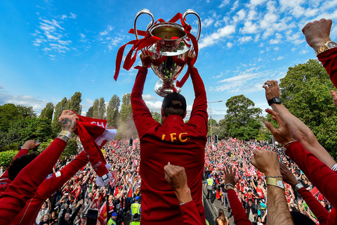 青训球员首次助攻完成精彩配合（青训小将首次送出助攻，上演精妙配合）