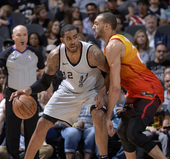 英超积分：切尔西升2水晶宫进前4 利物浦第11净胜球-2（英超积分榜：切尔西升至次席，水晶宫跻身前四，利物浦第11净胜球-2）