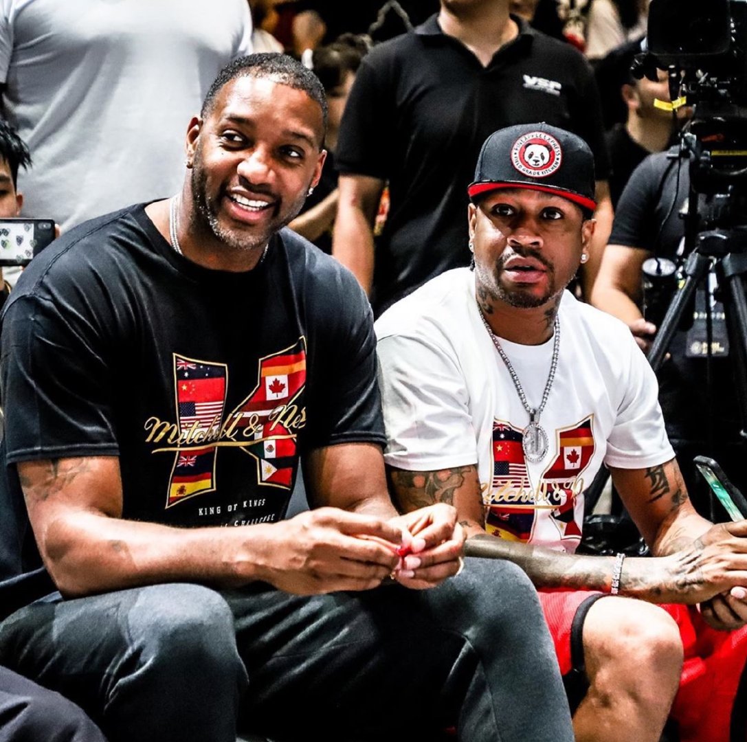 巴萨拖欠拜仁2000万莱万转会费？德雷森：已经付清了（德雷森回应巴萨欠款传闻：莱万转会费2000万已结清）