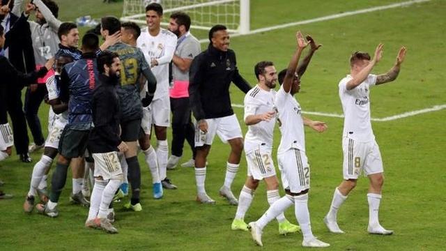 弗尔萨利科：2018年我带伤踢世界杯半决赛和决赛，但我不后悔（弗尔萨利科：2018年带伤出战世界杯半决赛与决赛，我无怨无悔）