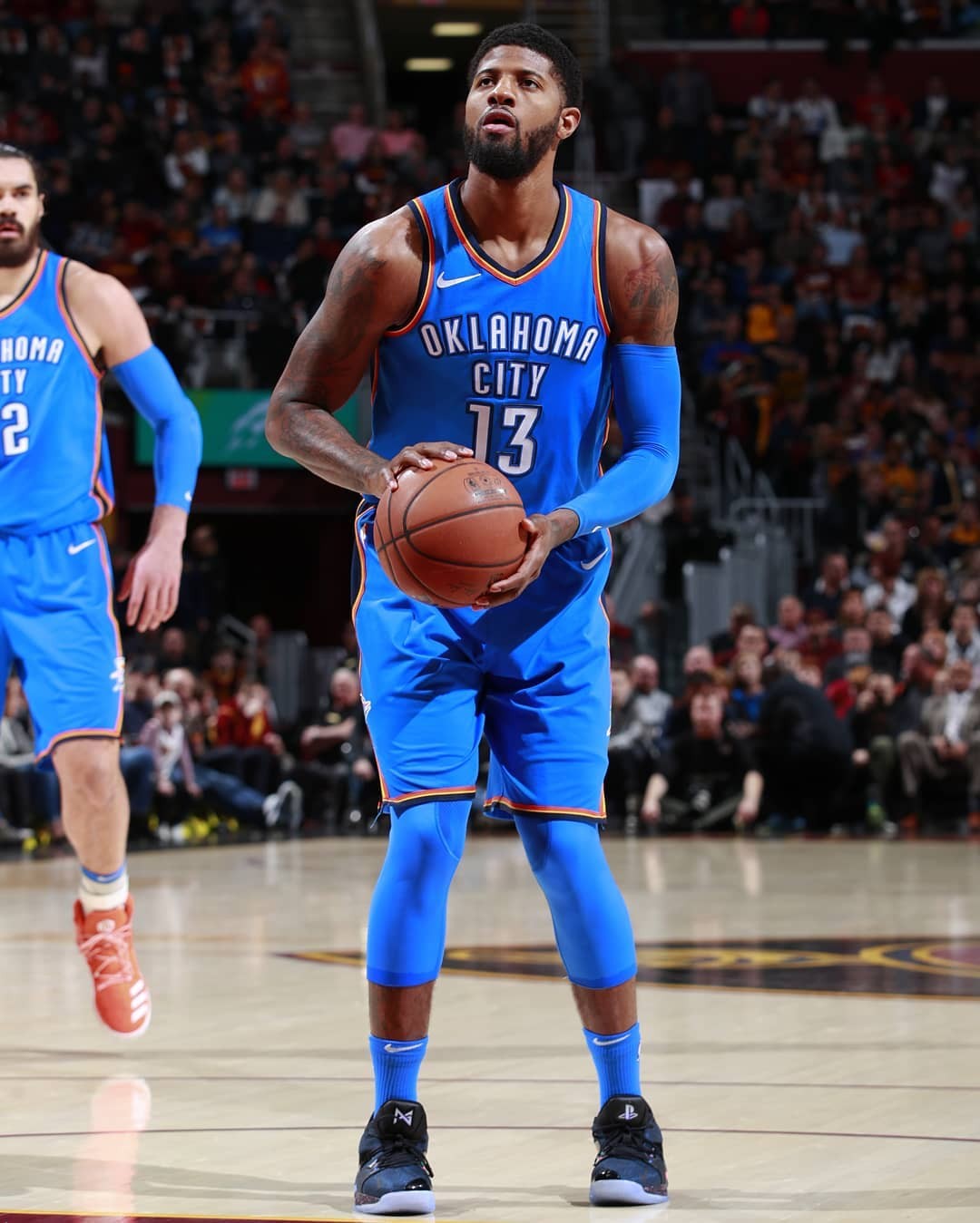 宋凯出席中国体育美术作品展览，与奥运冠军金牌合影（宋凯亮相中国体育美术作品展，与奥运冠军携金牌合影）