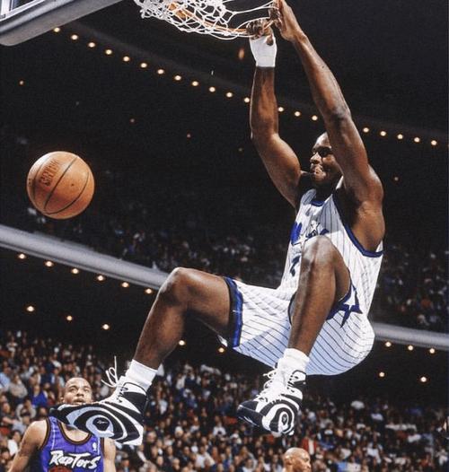 CBA俱乐部杯落地南宁，一场赛事背后的流量密码（CBA俱乐部杯落户南宁：揭秘赛事背后的流量之道）