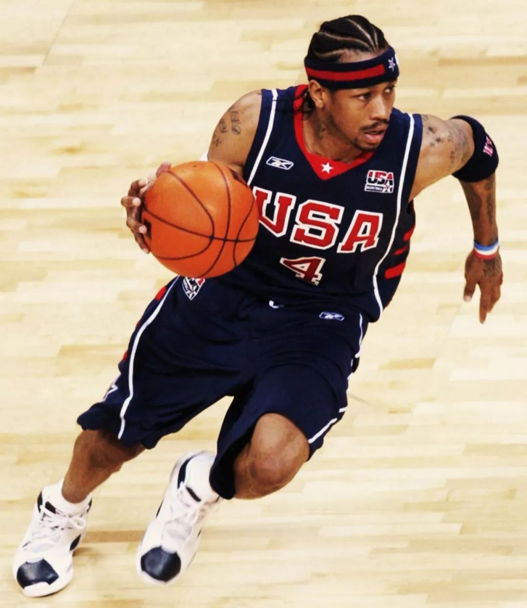 卡纳瓦罗：过于注重脚下，导致意大利已经培养不出世界级后卫（卡纳瓦罗：过分追求脚下功夫，意大利难再培养世界级后卫）