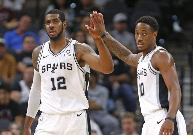 骑士vs开拓者前瞻：开拓者背靠背作战，骑士力争两连胜（骑士vs开拓者前瞻：开拓者背靠背登场，骑士冲击两连胜）