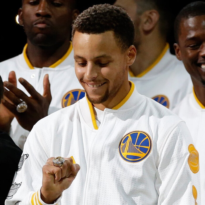 队报盛赞维蒂尼亚：他是巴黎的节拍器和新一代中场的完美代表（《队报》力赞维蒂尼亚：巴黎中场的节拍器，新生代的标杆）