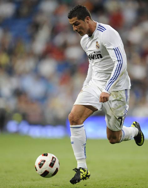 世界杯冲冠形势愈发明朗（世界杯夺冠格局日趋清晰）