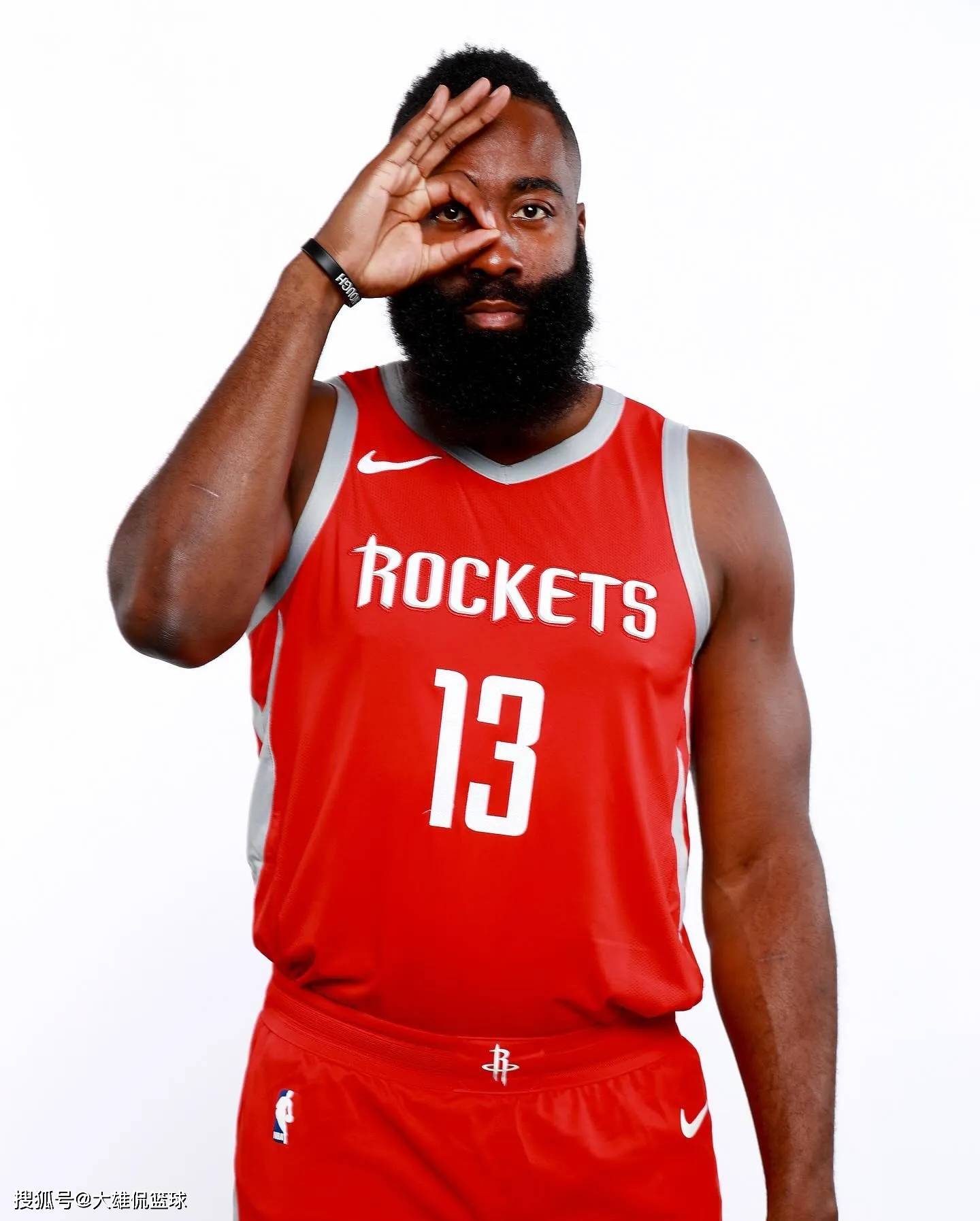 土媒：卢克曼接受加拉塔萨雷900万欧年薪，在等俱乐部谈妥（土媒：卢克曼接受加拉塔萨雷900万欧年薪，转会正待俱乐部达成一致）