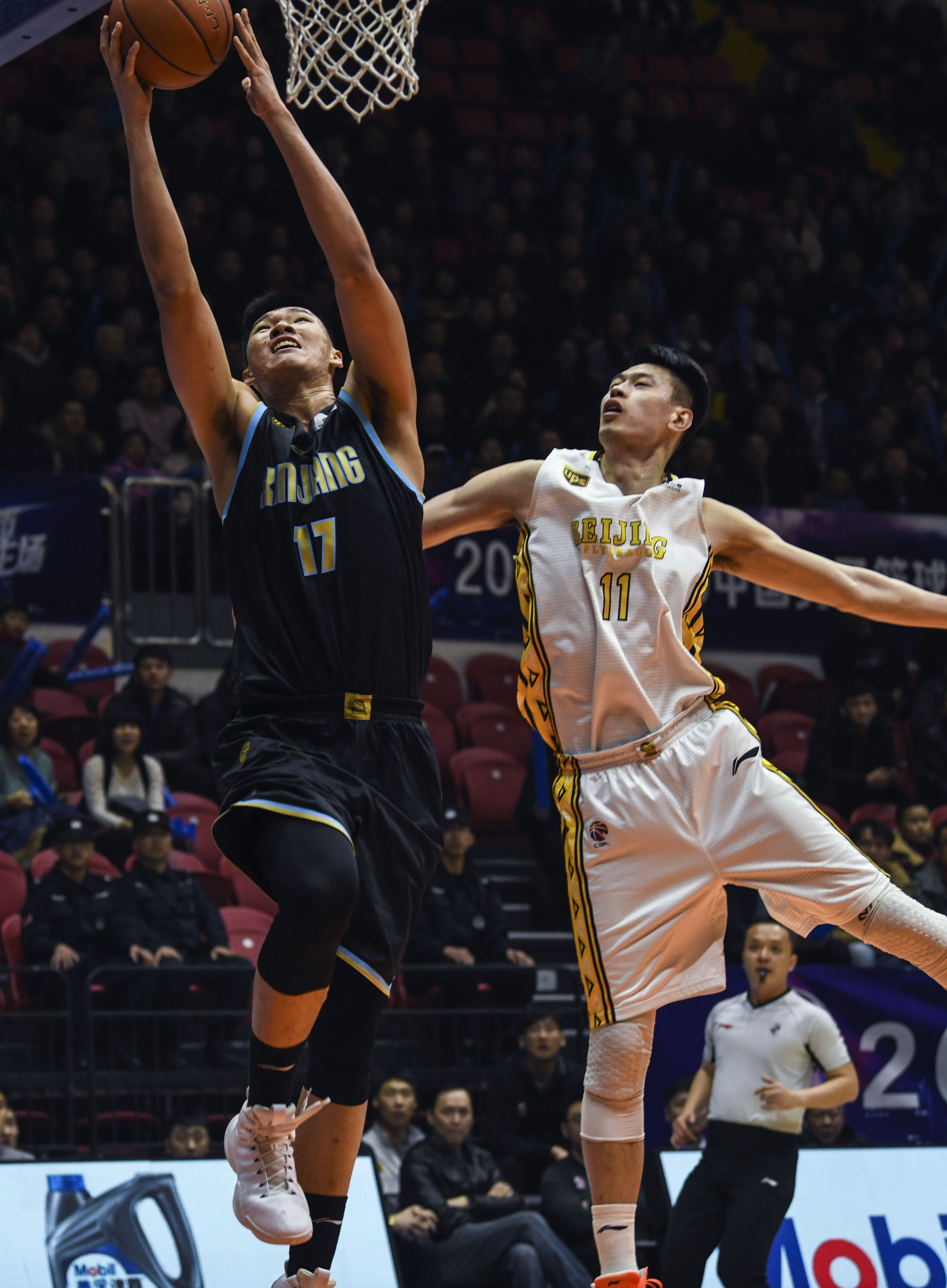 国际乒联混合团体世界杯：中国队胜法国队（国际乒联混合团体世界杯：中国队击败法国队）