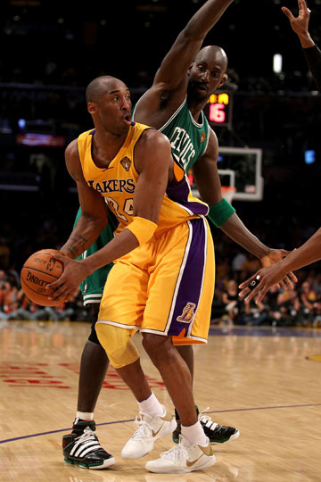 巴斯托尼：最难防的对手是亚马尔；属于皮奥的时代一定会到来（巴斯托尼：亚马尔是我遇到的最棘手对手；皮奥的时代终将到来）